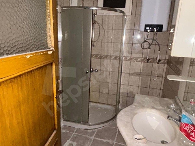 ÇANKAYA MAHALLESİ ÜSKÜP CADDESİNDE NİLGÜN SOKAKTA KİRALIĶ 3+1 DAİRE - Görsel 6