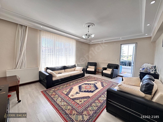 LİDER EMLAKTAN KATTA ASANSÖRLÜ 3+1 SATILIK DAİRE - Görsel 4