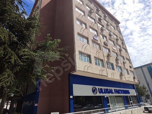 ATLASTAN BİRLİK İŞ MERKEZİNDE BİRLEŞTİRİLMİŞ 40 M2 SATILIK OFİS