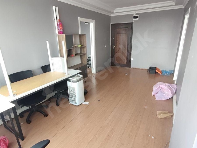 ATLASTAN BİRLİK İŞ MERKEZİNDE BİRLEŞTİRİLMİŞ 40 M2 SATILIK OFİS - Görsel 11