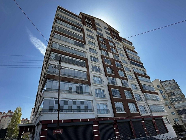 MERCANLARDAN KALETEPEDE FULL YAPILI 3+1 SATILIK LÜX DAİRE