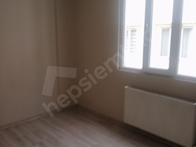 Eski Şire Pazarı Çaprazında 2+1 Tertemiz 3.katta Açıklamayı oku Kiralık Daire - Görsel 9