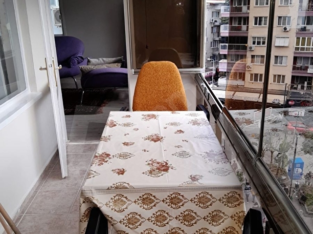 Bornovada Kıralık Dıre Üç Artı Bir Ful Eşyalı Merkezi Konumda - Görsel 6