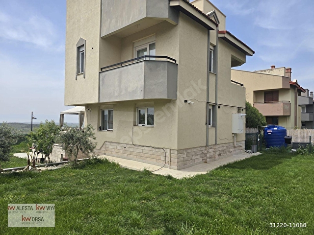 Seyrek Villakentte Kiralık Geniş Bahçeli 4+1 Villa - Görsel 3