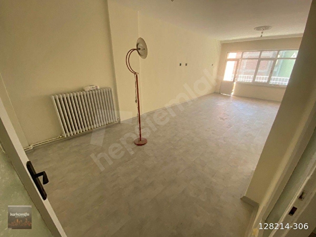 Kürkçüoğlu Emlak tan Merkezde 1 Kat 3+1 145m2 Satılık Daire - Görsel 8