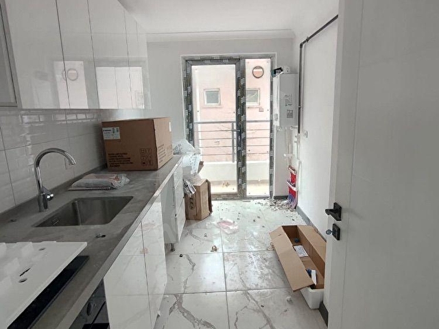 SEYRANBAĞLARINDA KOLEJ YAKINI YENI BINA ASANSÖRLÜ 2 + 1 KIRALIK - Görsel 9