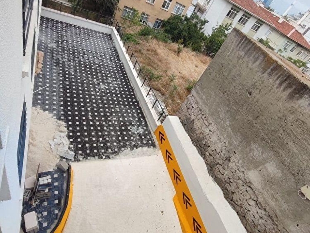 SEYRANBAĞLARINDA KOLEJ YAKINI YENI BINA ASANSÖRLÜ 2 + 1 KIRALIK - Görsel 19