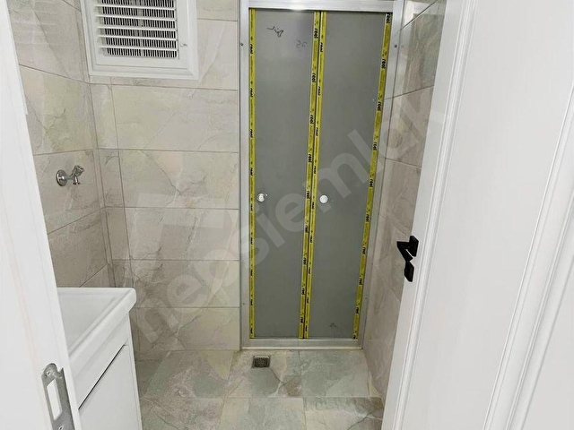 Topçuasım da en merkezi konumda 2+1 arakat tadilatlı daire - Görsel 15