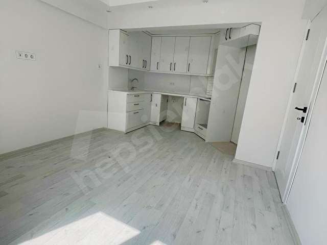Topçuasım da en merkezi konumda 2+1 arakat tadilatlı daire - Görsel 22