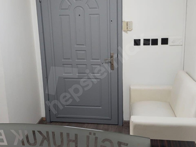 Kozyatağı Merkezde, E5 Metro durağı yanı, Kiralık Geniş, Teraslı Ofis - Görsel 25