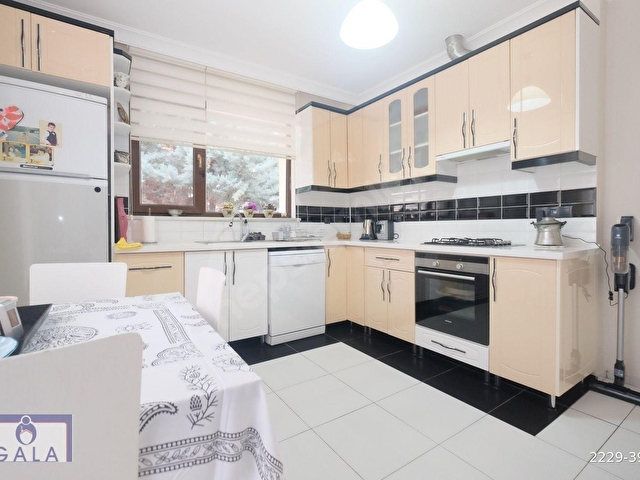Gülyurt Sitesinde Satılık 5+2 Yapılı Villa, Müstakil Bahçeli - Görsel 9