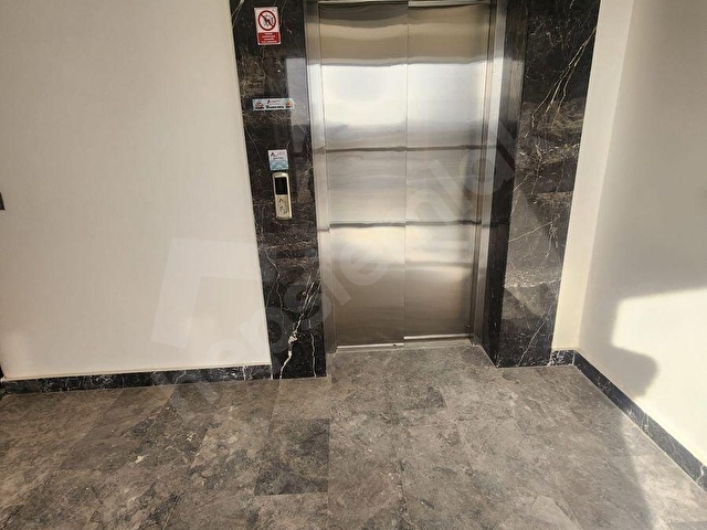 KONCENTER İŞ MERKEZİNDE CADDE CEPHELİ SATILIK OFİS - Görsel 25