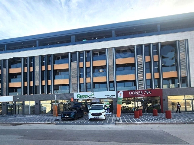 KONCENTER İŞ MERKEZİNDE CADDE CEPHELİ SATILIK OFİS - Görsel 2