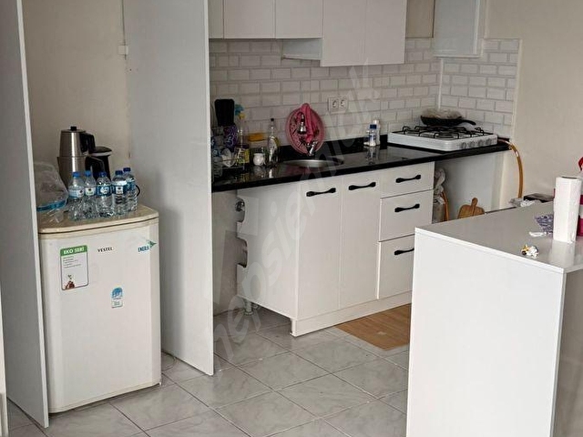 Yeşilköy tatil Sitesi nde 2 + 1 eşyalı kiralık daire