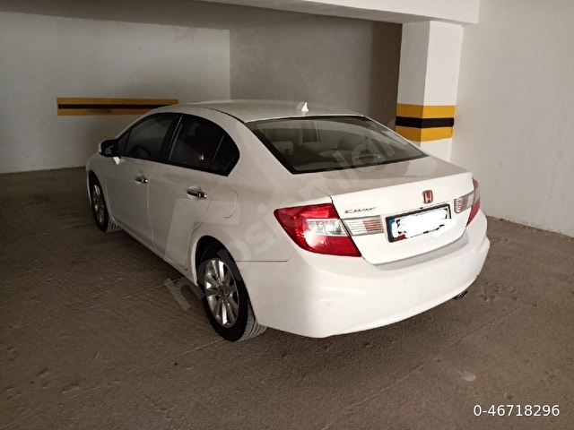 Sahibinden Merkezi Konumda Açık Kapalı Otoparklı Kök Tapulu - Görsel 16