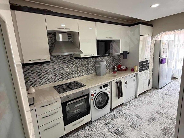PINARBAŞINDA ASANSÖRLÜ YENİ BİNA ÖN CEPHE FULL YAPILI 3+1