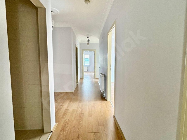 ÖZGÜL EMLAKtan MERKEZDE ÇİFT BANYOLU ASANSÖRLÜ ARA KAT GÜNEY CEPHE 3+1 SİTE DAİRESİ - Görsel 29