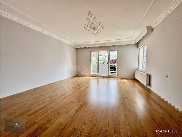 ÖZGÜL EMLAKtan MERKEZDE ÇİFT BANYOLU ASANSÖRLÜ ARA KAT GÜNEY CEPHE 3+1 SİTE DAİRESİ - Görsel 12
