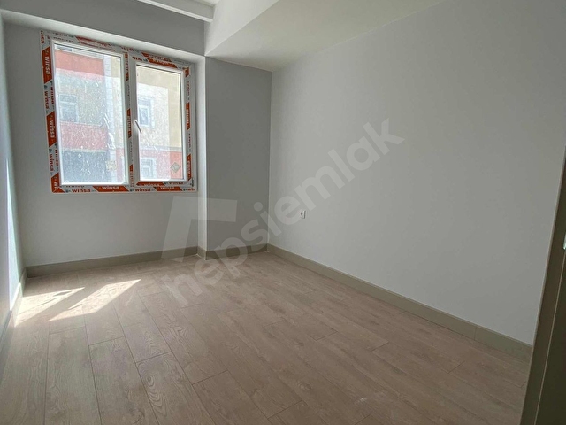 Bağcılar Yeni Mah. satılık 3+1 40 m2 Kat Teraslı Daire - Görsel 5