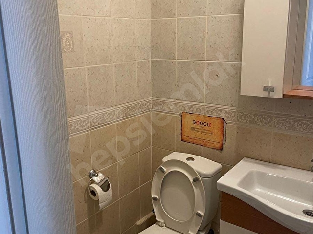 VİS EMLAKTAN BEŞİKTAŞ MEYDANDA CADDE ÜZERİNDE (1+1) BÜRO MOBİLYALI 1.KAT  OFİS KATI - Görsel 7