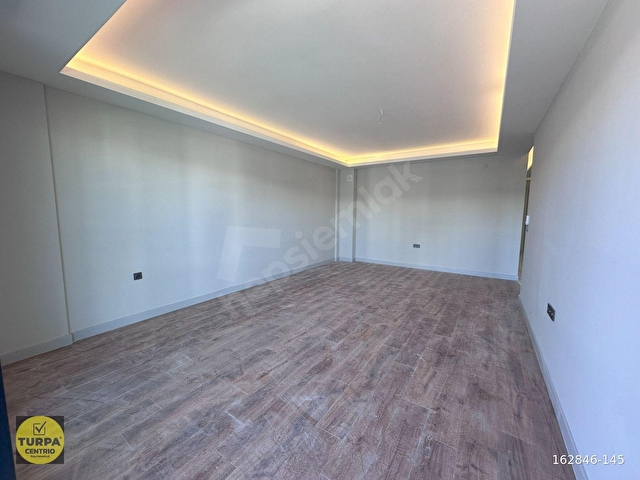 Om Next Sitesinde Havuz Cepheli Akıllı Ev Sistemli Satılık Daire - Görsel 9