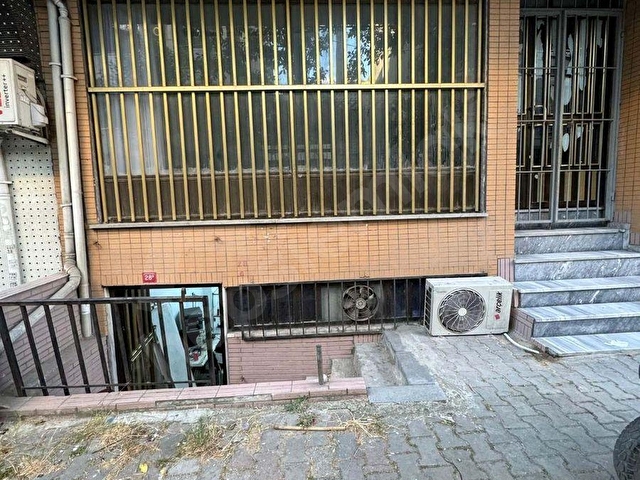 BAYRAMPAŞADA TEKSTIL,IMALAT VE BİRÇOK İŞKOLUNA UYGUN KİRALIK BOŞ DÜKKAN - Görsel 10