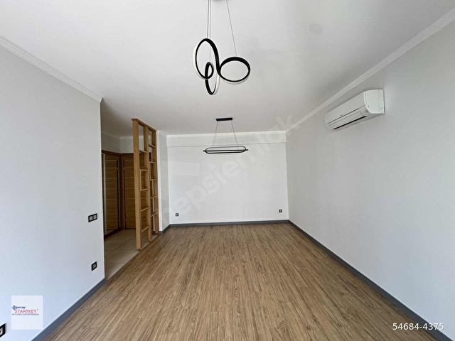 Ataşehir Modern 2 Sitesi Şehir Cepheli Kapalı Mutfaklı 2+1 Daire - Görsel 21