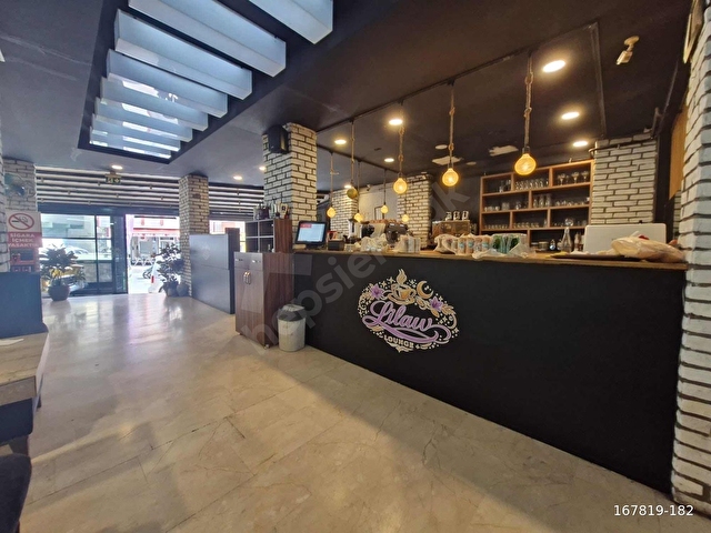 İkbal Caddesinde Yüksek Cirolu, Kurulu Düzen Devren Satılık Kafe