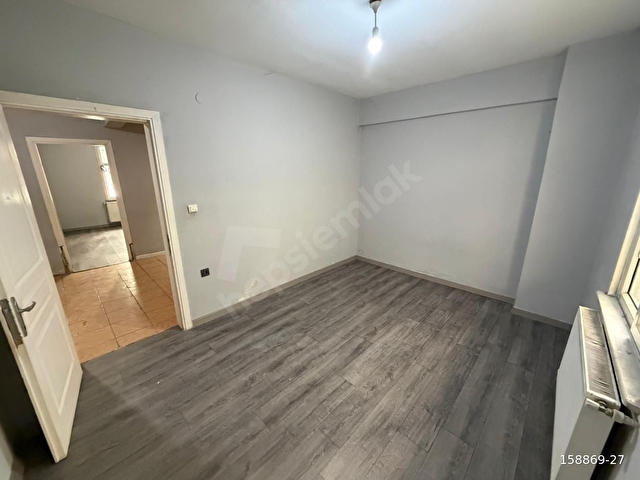 ESENYURT PINAR MAHALLESİ 2+1 GİRİŞ KAT GENİŞ KİRALIK DAİRE - Görsel 16