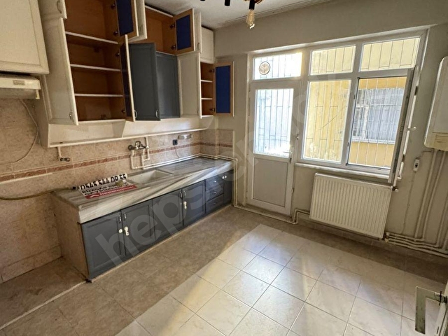 SAMSUN İLKADIM İLYASKÖYDE İÇİ KOMPLE TERTEMİZ 2+1 KİRALIK DAİRE