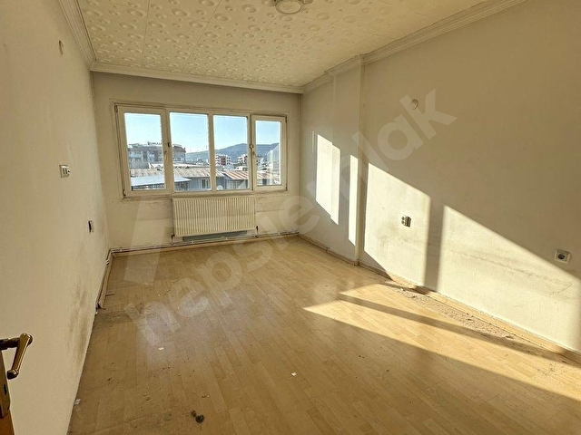Bornova Mevlana Mahallesinde Kiralık 3+1 Daire - Görsel 26