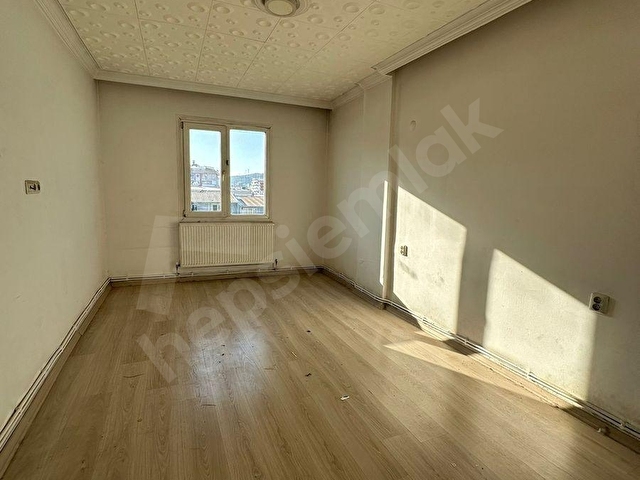 Bornova Mevlana Mahallesinde Kiralık 3+1 Daire - Görsel 9