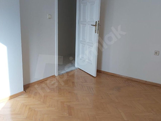 Karşıyaka Bahçelievlerde Kiralık 3+1 Daire - Görsel 28