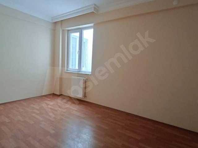 Eskişehir Fatih Mahallesinde ara kat 3+1 asansörlü kiralık daire - Görsel 24