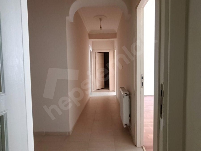 Eskişehir Fatih Mahallesinde ara kat 3+1 asansörlü kiralık daire - Görsel 22