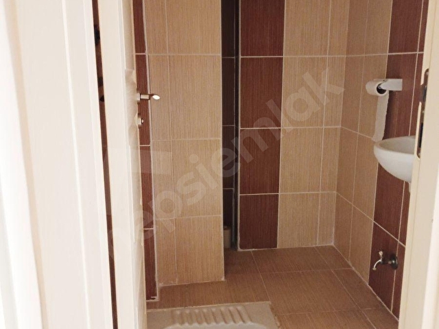 Eskişehir Fatih Mahallesinde ara kat 3+1 asansörlü kiralık daire - Görsel 26