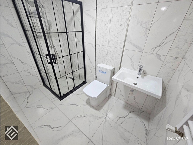 ECEDEN SOKULLU CADDESİ PARALELİ 3+1 DÜZ GİRİŞ YAPILI MANTOLAMALI BOŞ DAİRE - Görsel 3