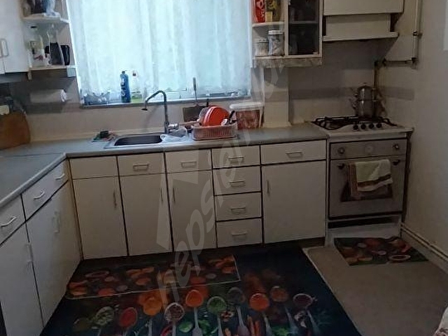 Ataköy 3.kısımda*3+1* O-köşe daire. OTOPARKLI.