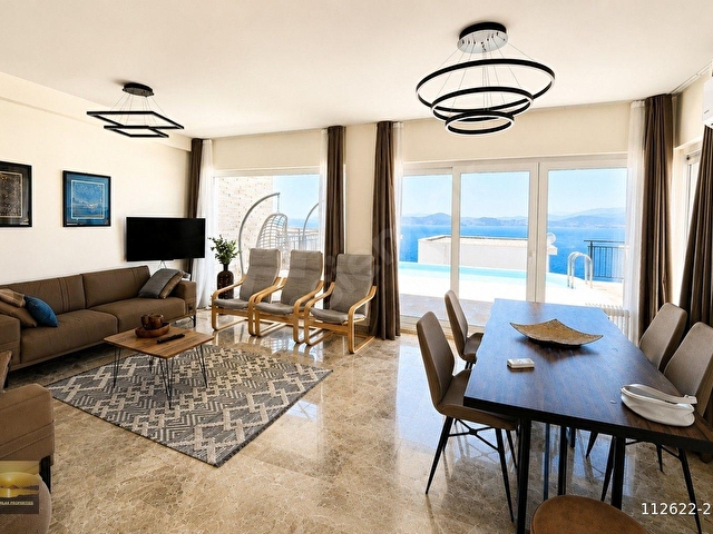 Denize sıfır Kumsal plajlı lüks sitede satılık villa yabancidan - Görsel 10