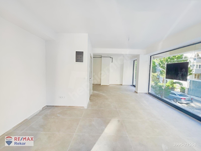 Kadıköy Eğitimde Cepheli, 45m² Satılık Köşe Dükkan Fırsat - Görsel 3
