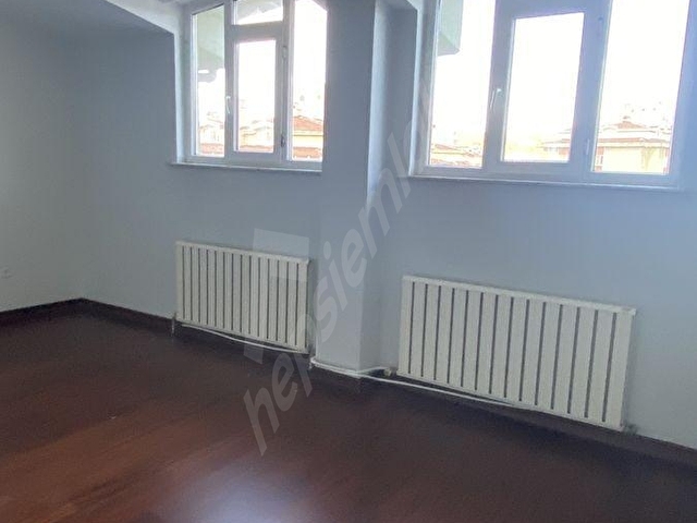 Zekeriyaköy Acarlar Sitesi | Manzaralı | Teraslı 3+1 | Boş - Görsel 18
