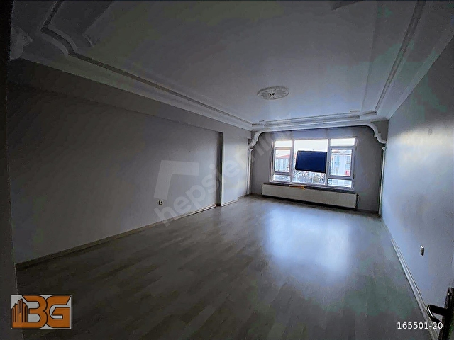 BALTACILAR CAD ÜZERİ 3+1 GENİŞ DAİRE - Görsel 4
