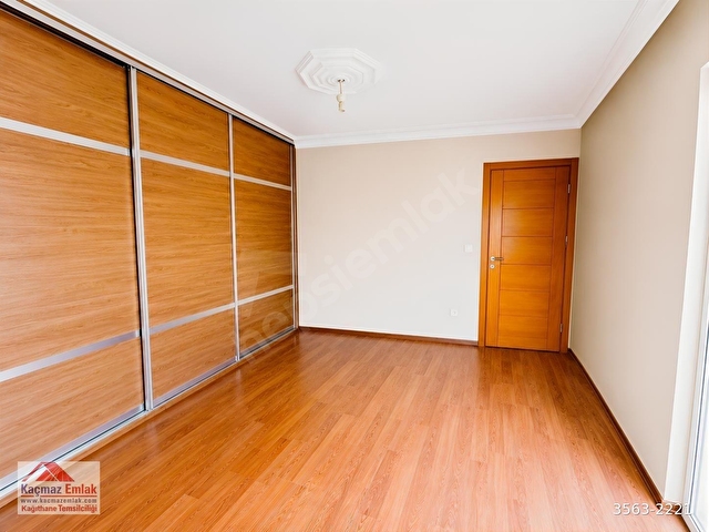 HADIMKÖY ÖMERLİ KİPTAŞ GİRİŞTEKİ B BLOKTA 2+1 SATILIK BOŞ DAİRE - Görsel 10