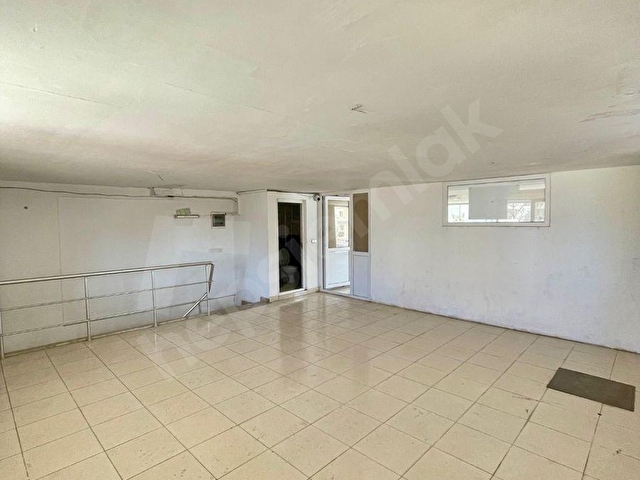 ESEN EMLAKDAN TAHTAKALE AVM AŞAĞISINDA CADDE ÜZERİNDE ASMA KATLI 240m² KİRALIK DÜKKAN - Görsel 15