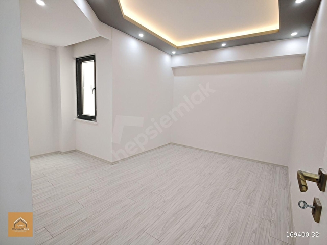 Barbaros Mahallesi Plaj Caddesinde 5+1 Satılık Dubleks Daire - Görsel 13