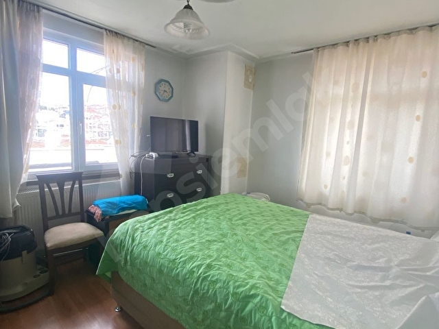 ESAT AKYÜZ SOKAKTA 2.5+1 TERAS KAT SATILIK DAİRE - Görsel 16