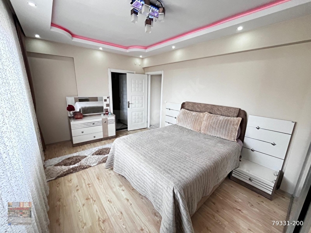 CADDE ÜZERİ MÜKEMMEL 4+1 MÜKEMMEL DAİRE - Görsel 9