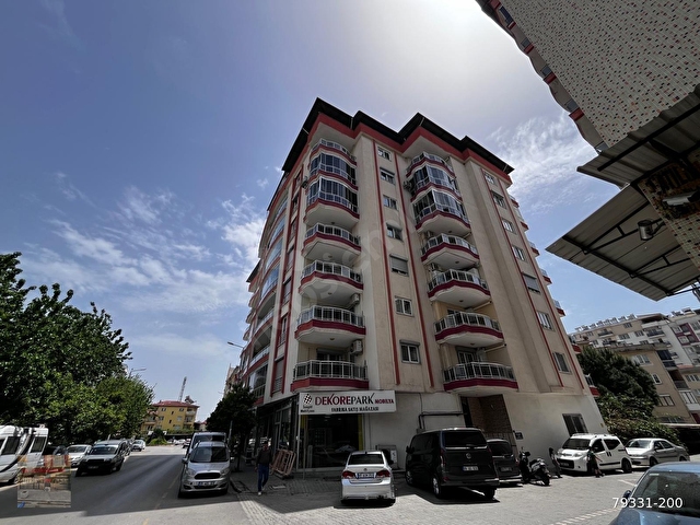 CADDE ÜZERİ MÜKEMMEL 4+1 MÜKEMMEL DAİRE - Görsel 2