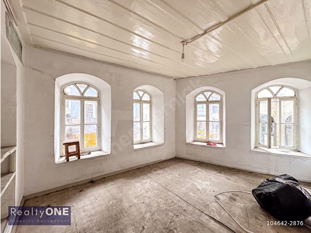 Beyoğlu Kiralık Bina Dükkan + 4 Daire  Boğazkesen Cadde Üzeri - Görsel 15