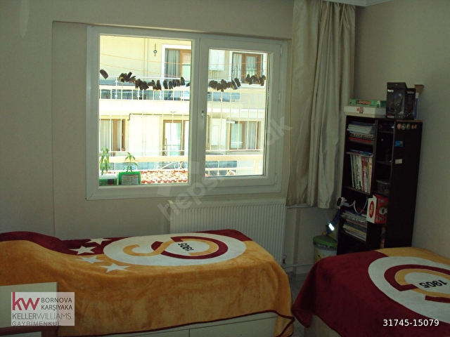 Izmir Karsiyaka Semiklerde 3 1 Satilik Daire 31745 15079 Hurriyet Emlak